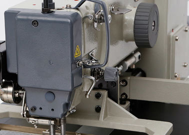 China Electric Automated Sewing Machine Heavy Duty DP X 17 # 18 Needle Size supplier